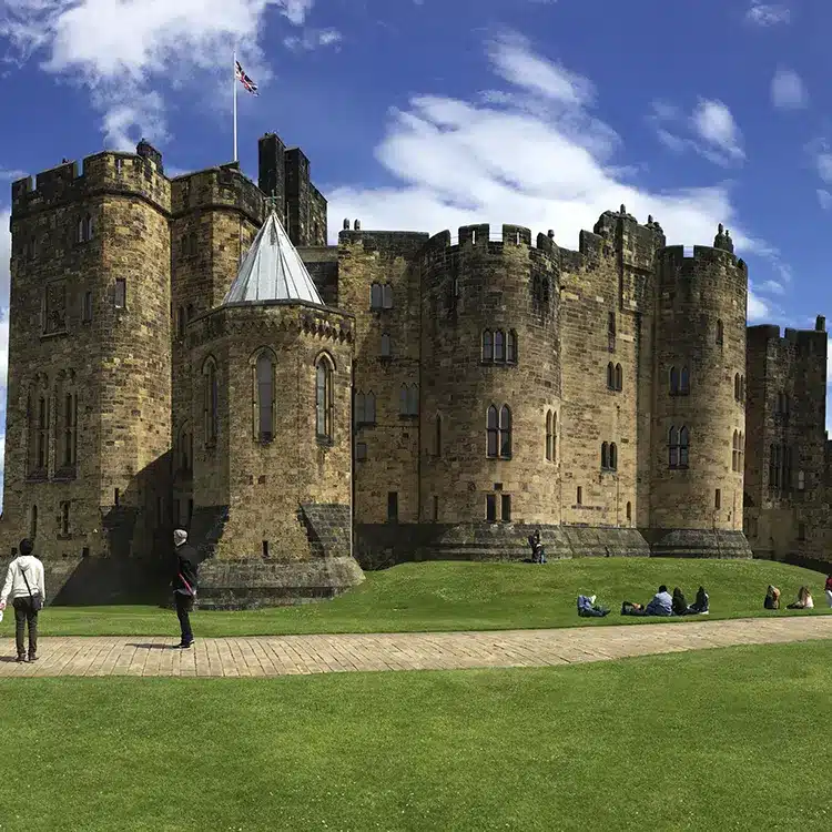 coach hire holidays and trips